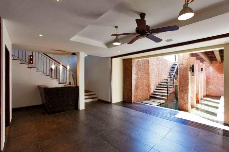 THOMSON HILLS ESTATE 13