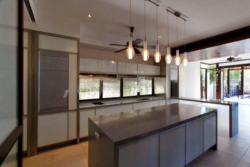 THOMSON HILLS ESTATE 12