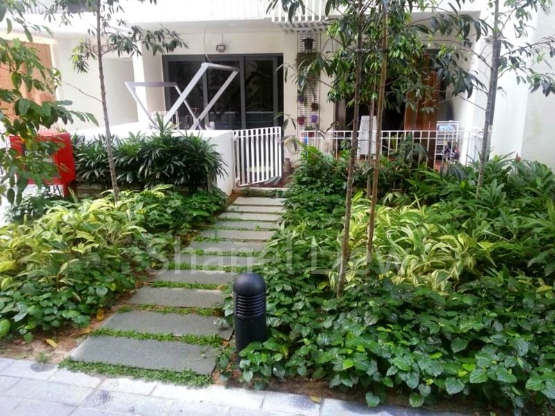 THE LAKEFRONT RESIDENCES 2