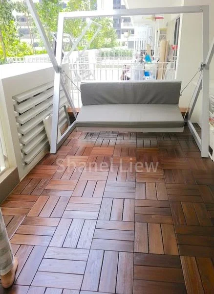 THE LAKEFRONT RESIDENCES 6