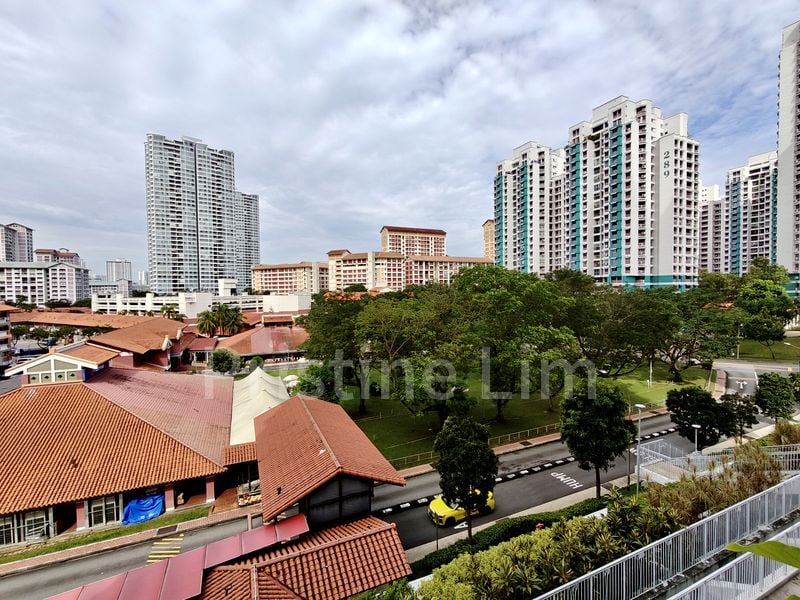 BISHAN ST 24 4