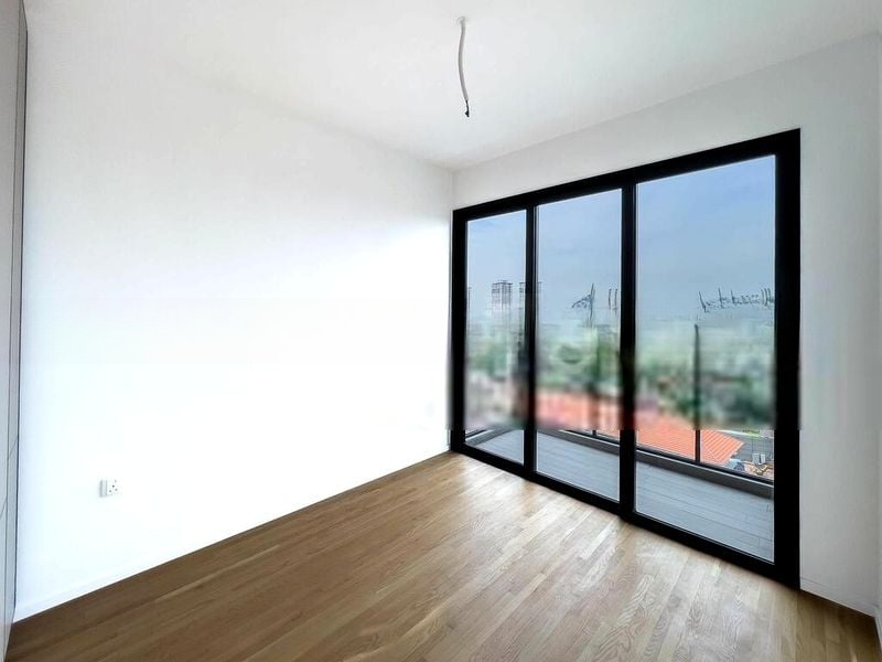 AVENUE SOUTH RESIDENCE 5