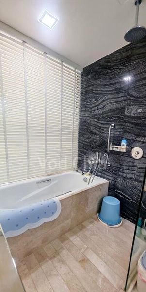 THE SHORE RESIDENCES 7