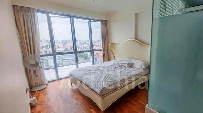 THE SHORE RESIDENCES 8