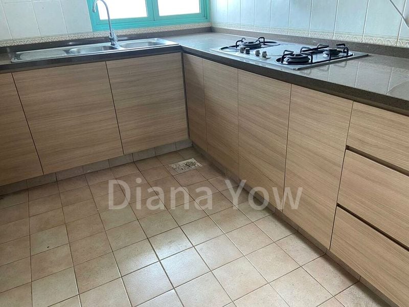 BALLOTA PARK CONDOMINIUM 10