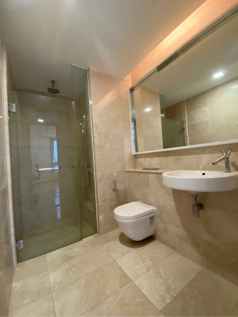MADISON RESIDENCES 36