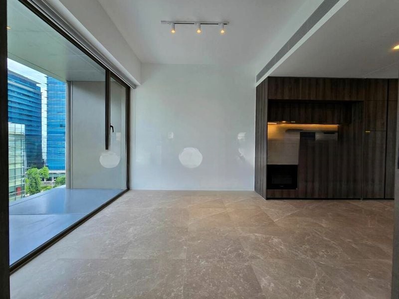 THE REEF AT KING'S DOCK 2