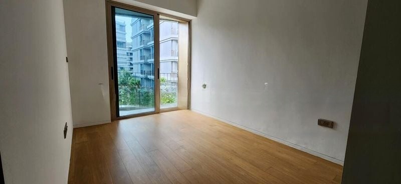 THE REEF AT KING'S DOCK 7