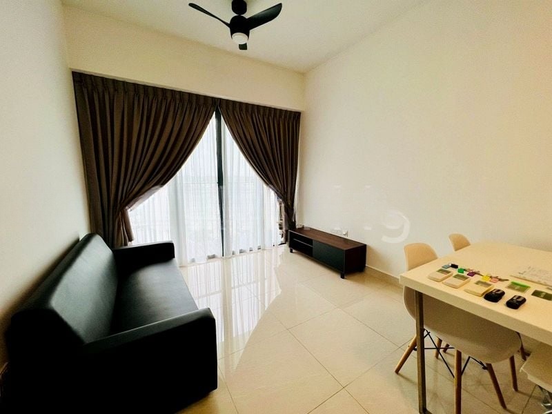 COCO PALMS 5