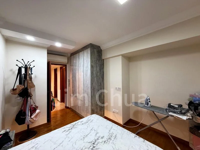 AQUARIUS BY THE PARK 2