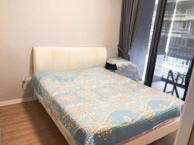 THE LAKEFRONT RESIDENCES 2