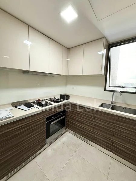 COMMONWEALTH TOWERS 9