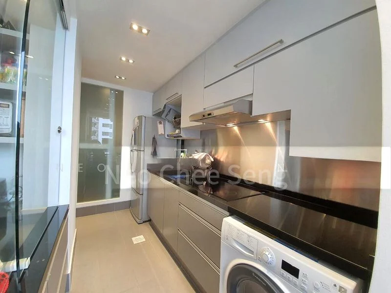 CENTRAL GREEN CONDOMINIUM 8