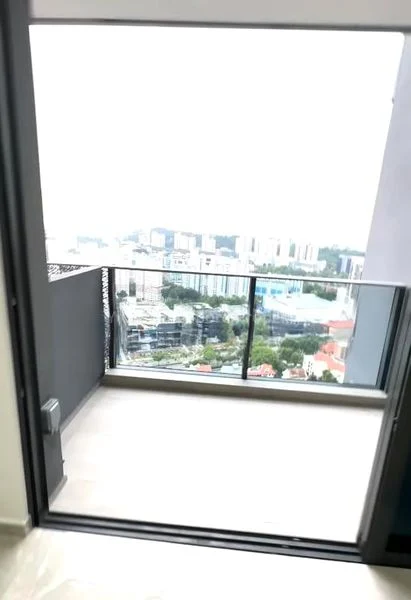 STIRLING RESIDENCES 3