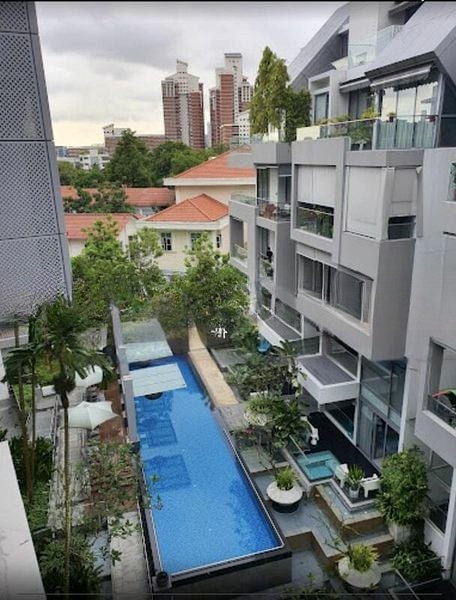 HOLLAND RESIDENCES 3