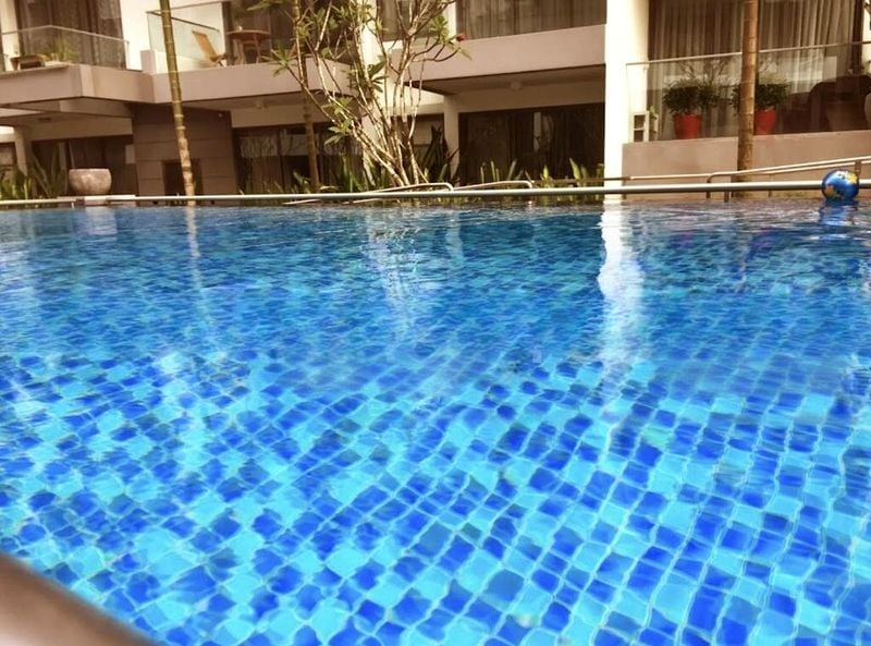HOLLAND RESIDENCES 2