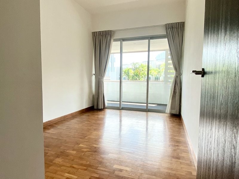 THE ROCHESTER RESIDENCES 6