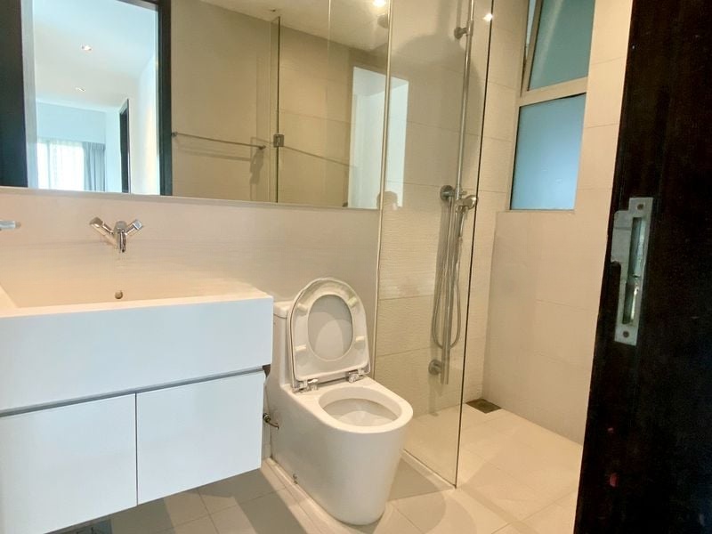 THE ROCHESTER RESIDENCES 5