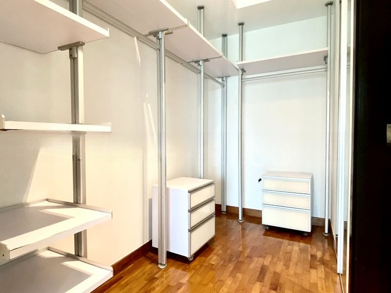 THE ROCHESTER RESIDENCES 11