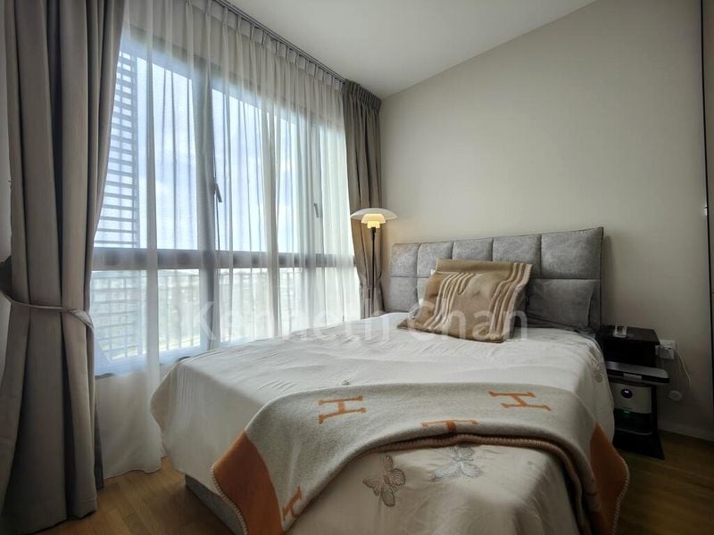 AVENUE SOUTH RESIDENCE 5