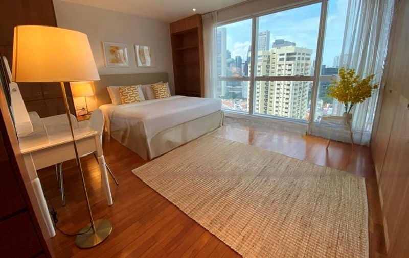 HIGH STREET CENTRE 2