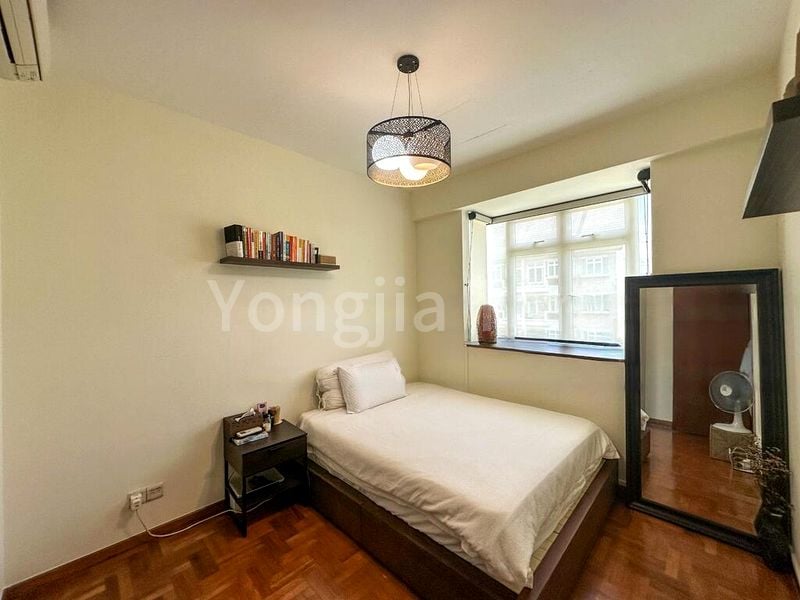 FOREST HILLS CONDOMINIUM 3