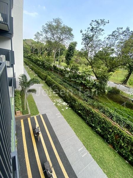 TREASURE AT TAMPINES 4