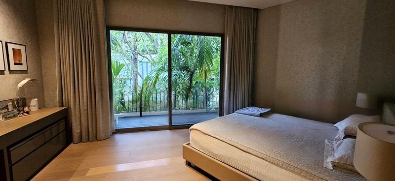 BISHOPSGATE RESIDENCES 4