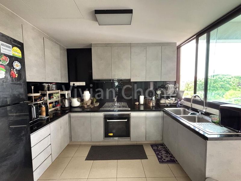 VARSITY PARK CONDOMINIUM 13