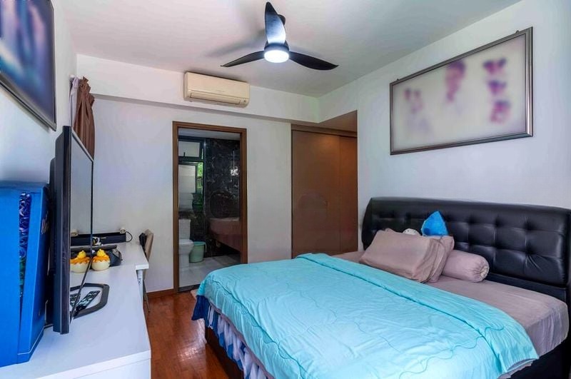 PALM ISLES 2