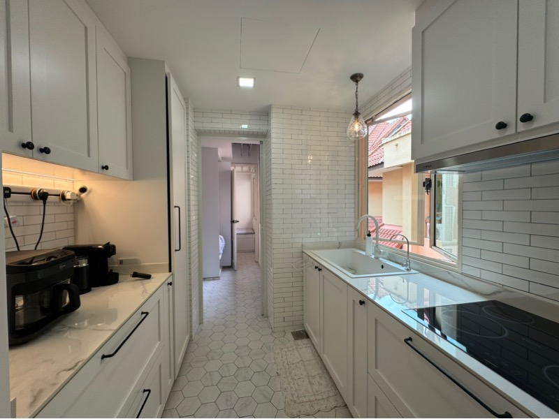 SELETAR SPRINGS CONDOMINIUM 23