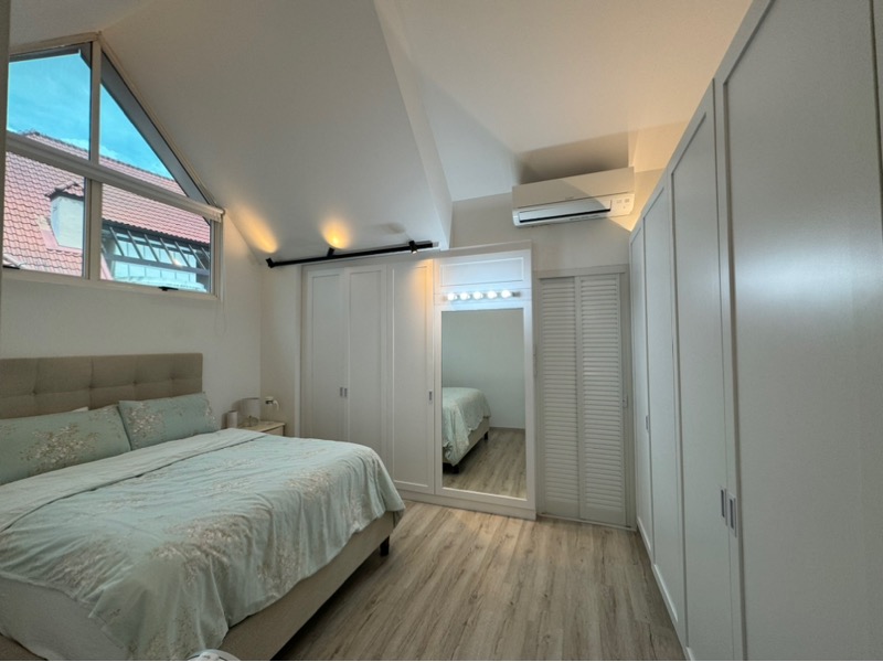 SELETAR SPRINGS CONDOMINIUM 30