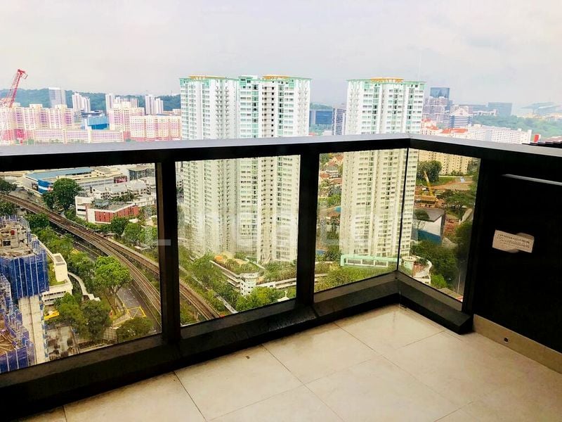 COMMONWEALTH TOWERS 5