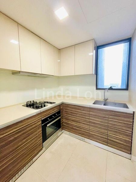 COMMONWEALTH TOWERS 10