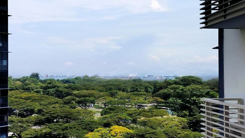 SEASIDE RESIDENCES 2