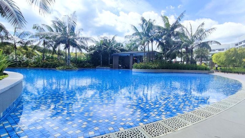 SEASIDE RESIDENCES 13