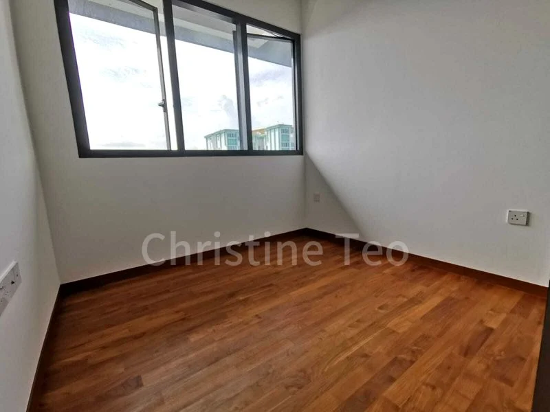 STIRLING RESIDENCES 4