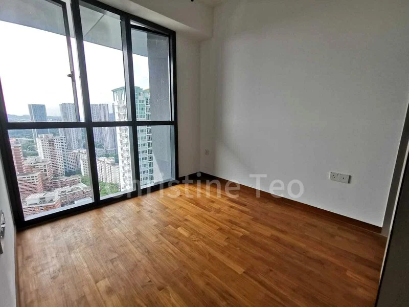 STIRLING RESIDENCES 5