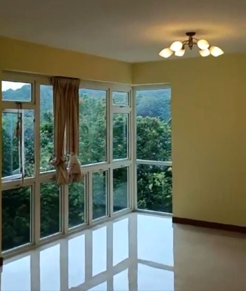 SUMMERHILL 8