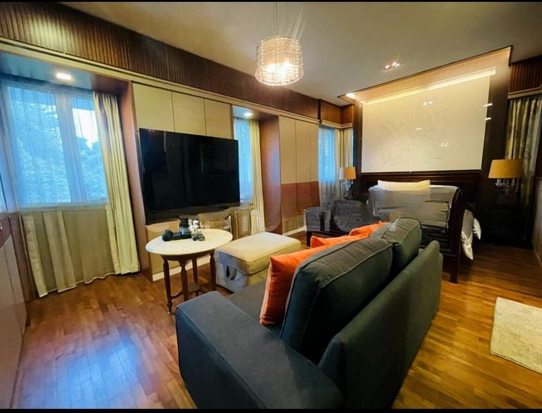 TANGLIN HILL MEADOWS 9