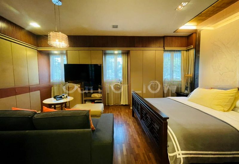 TANGLIN HILL MEADOWS 11