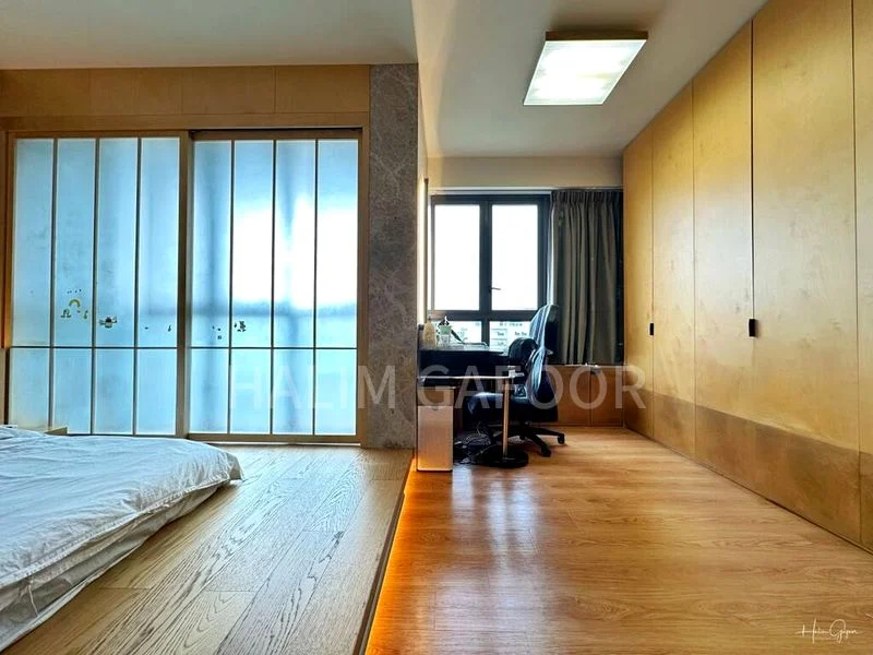 RIVERCOVE RESIDENCES 6