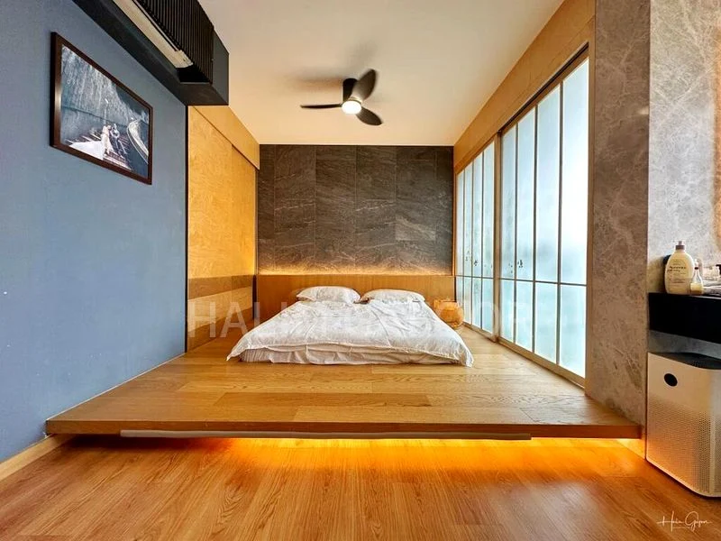 RIVERCOVE RESIDENCES 8