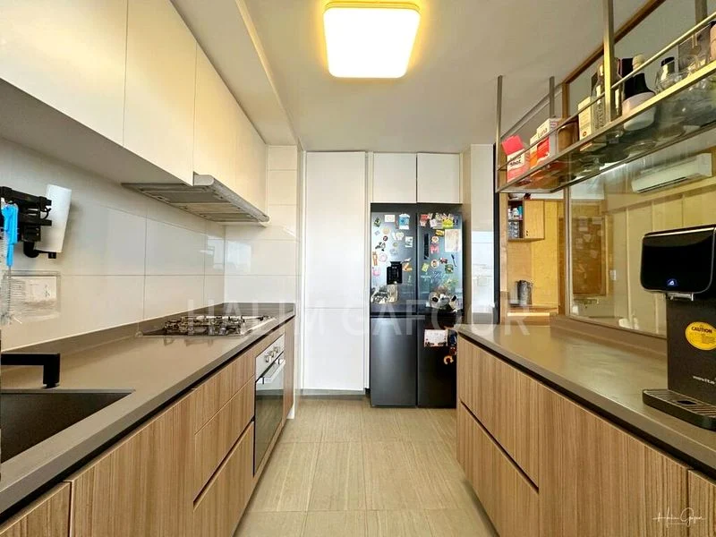 RIVERCOVE RESIDENCES 10