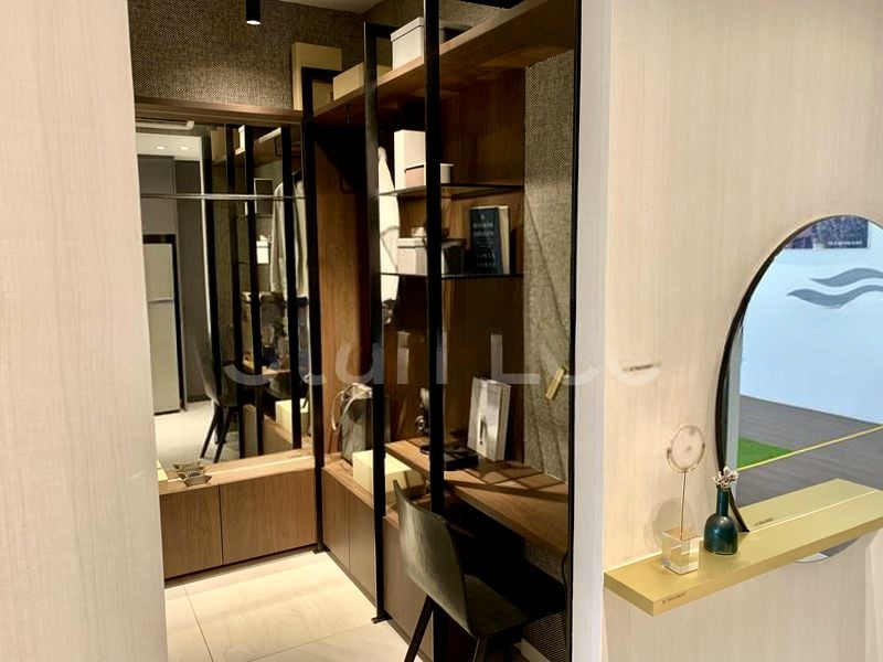 RIVERFRONT RESIDENCES 3