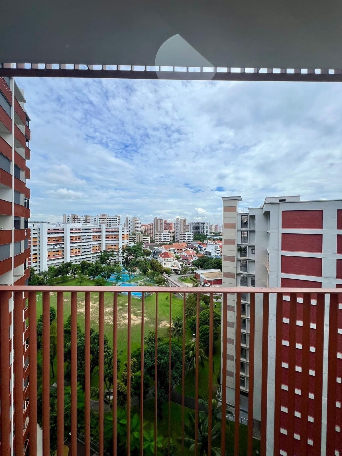 RIVERFRONT RESIDENCES 14