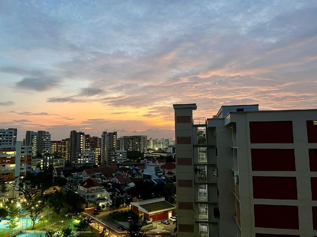 RIVERFRONT RESIDENCES 15