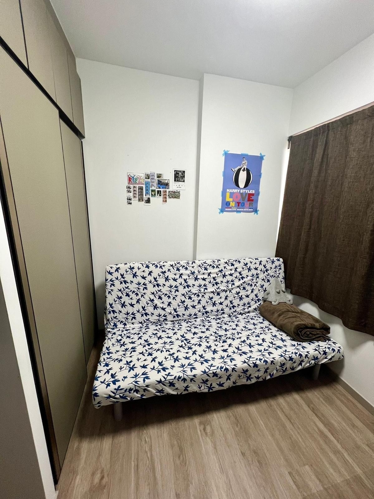 RIVERFRONT RESIDENCES 10