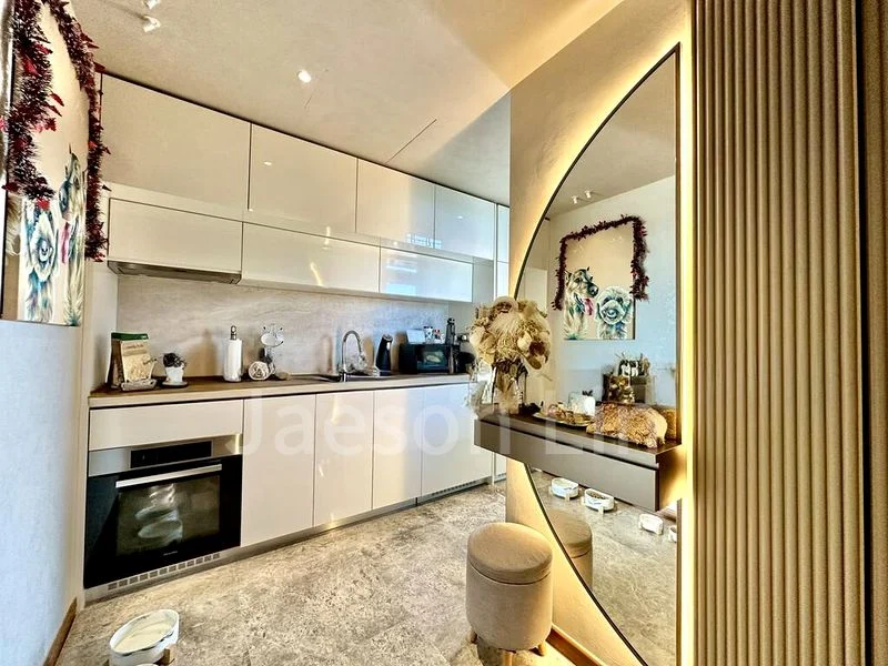 FOURTH AVENUE RESIDENCES 12