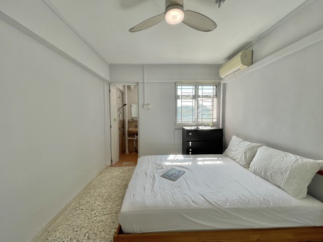 ANG MO KIO AVE 10 10